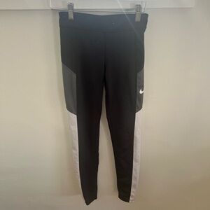 Nike Girls Black & Gray Athletic Leggings